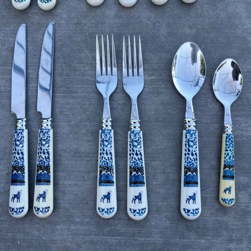 Tienshan Mixed Wildlife Flatware Lot Stainless Steel Wolf Moose Cabin Lodge 14pc